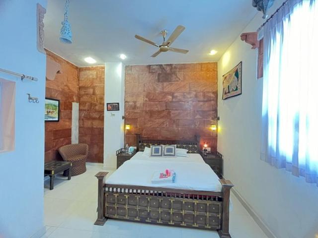 Karma Homestay *